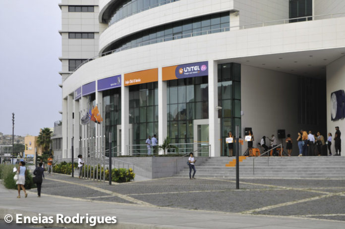 jpg_Inaug_sede_unitel_T_-2