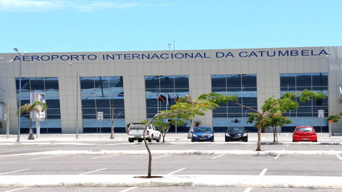 Aeroporto Da Catumbela Deixa De Ser Internacional CORREIO DIGITAL aeroporto-da-catumbela-deixa-de-ser-internacional-correio-digital